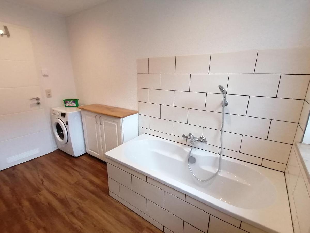 85 Qm Wohnung Pauluste Mit Terasse Und Garten Rostock Exterior photo